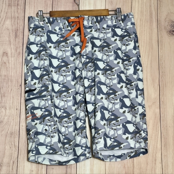 Grundens Fish Head Board Shorts 32 Gray Camo Men  Swim Trunk - Picture 5 of 7